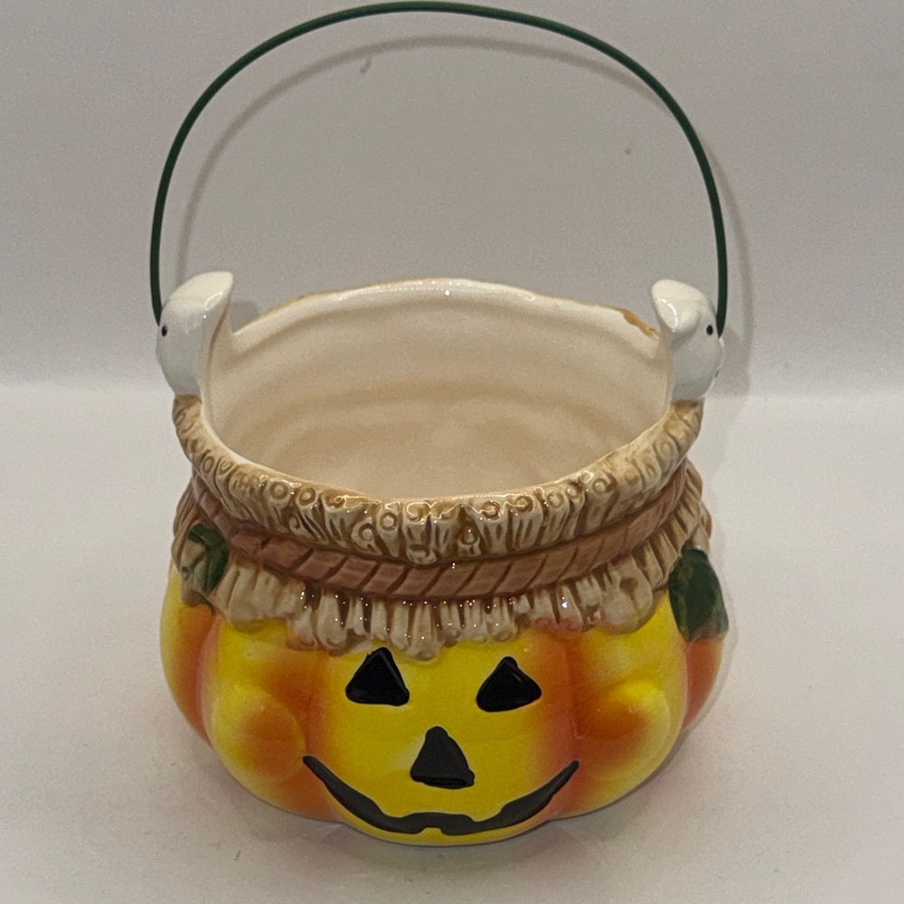 Ceramic Pumpkin Halloween Basket